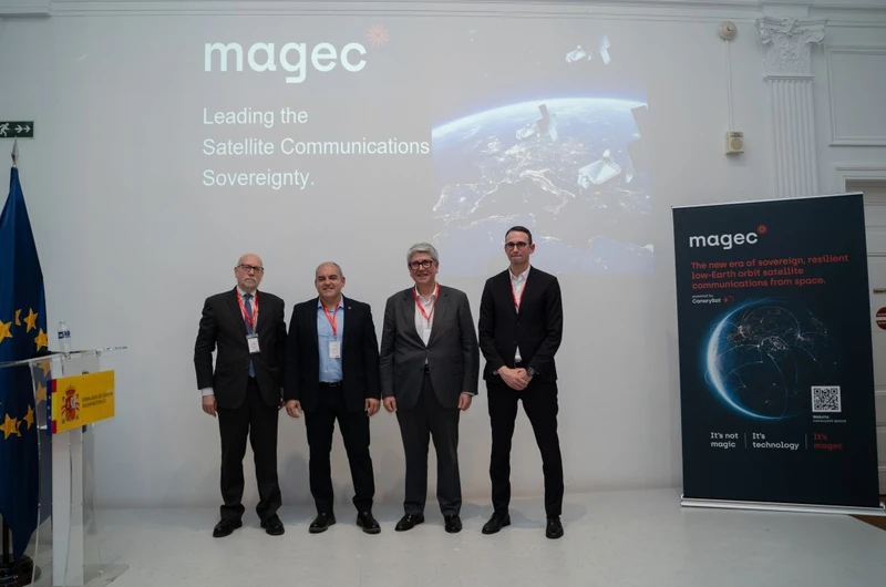 Foto de grupo en la presentación de Magec en Washington. Foto: CanarySat.